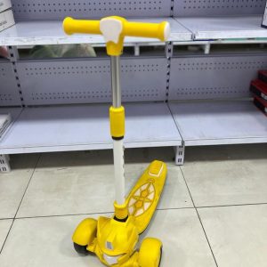 اسکوتر تعادلی طرح رباتیک موزیکال و چراغدار